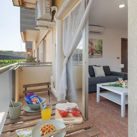Apartment Fula